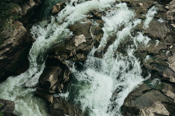 Discover affordable lodgings: your ultimate guide to budget-friendly stays near edinburgh"s historic attractions